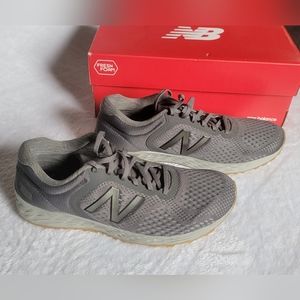 *NEW in box* New Balance Fresh Foam Arishi Men's Running Shoes, Gray, Size 10.5